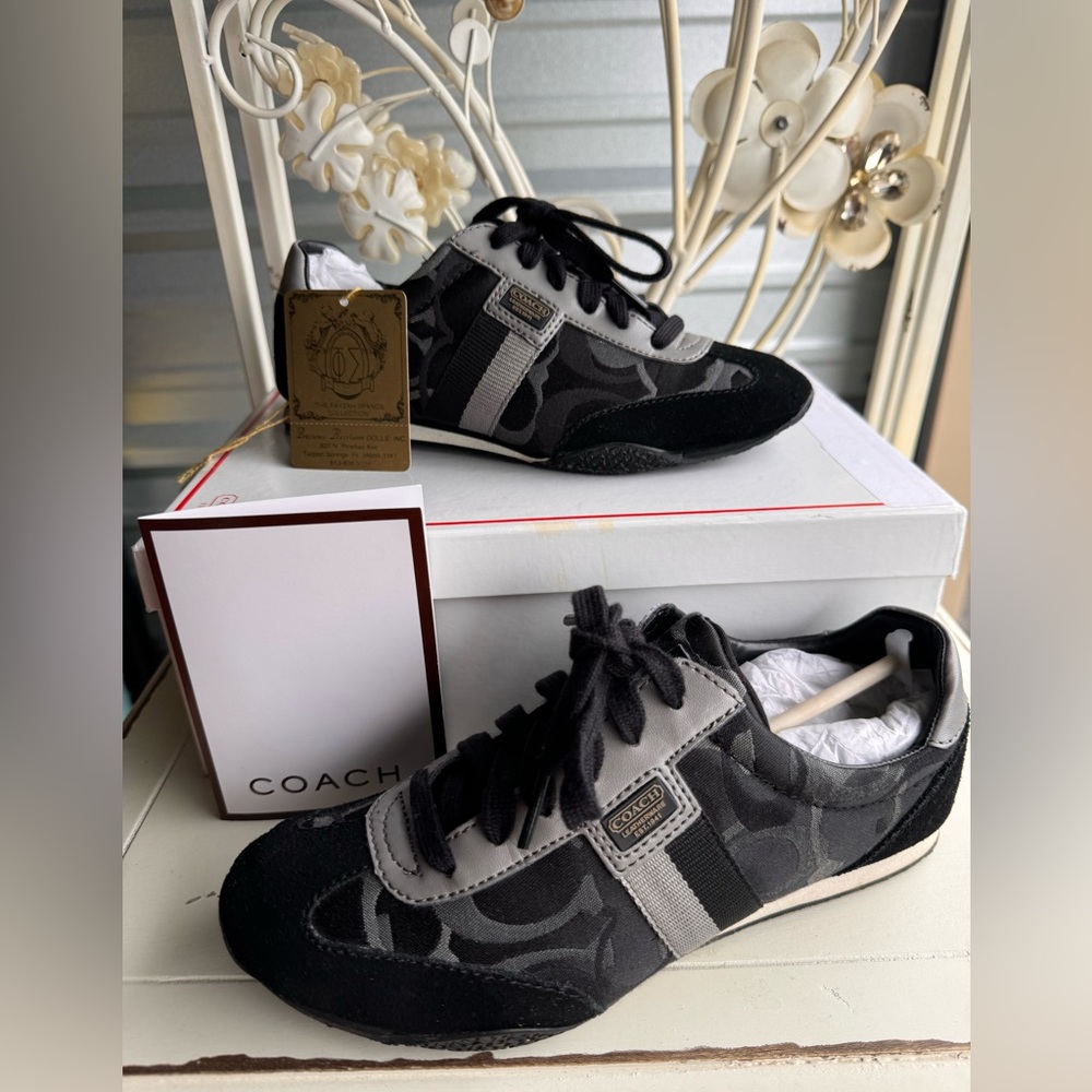 Coach Kinsley Sneakers